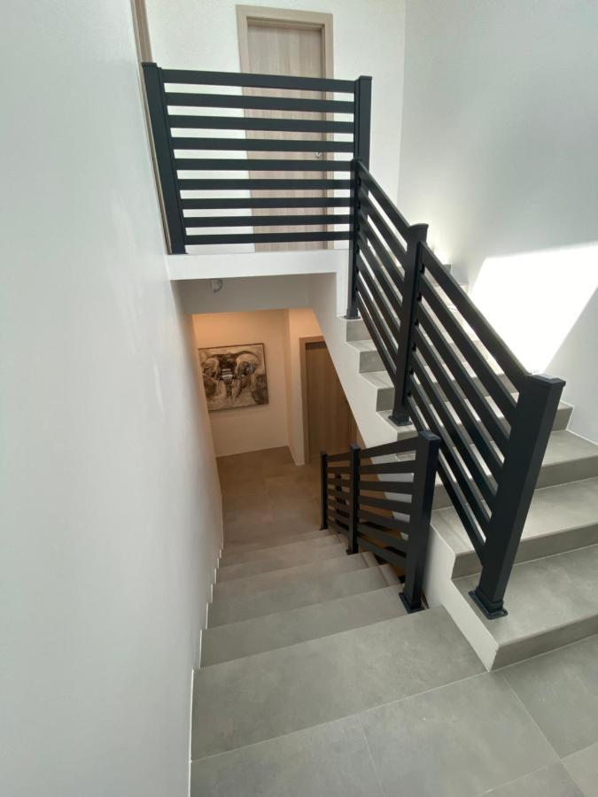 Apartmani Kumenat Biograd Na Moru Exteriör bild
