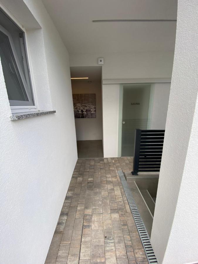 Apartmani Kumenat Biograd Na Moru Exteriör bild