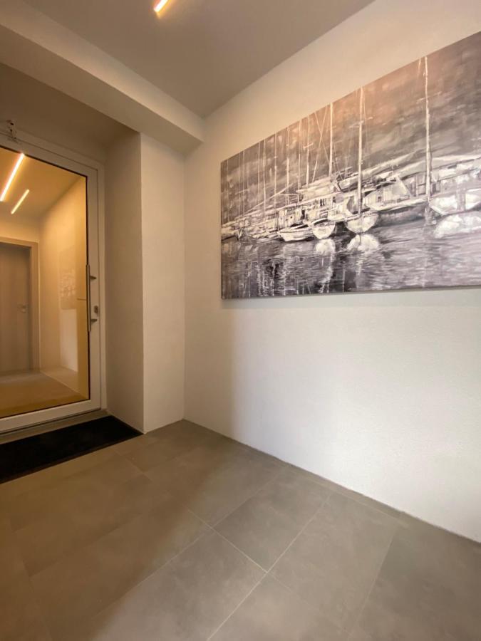 Apartmani Kumenat Biograd Na Moru Exteriör bild