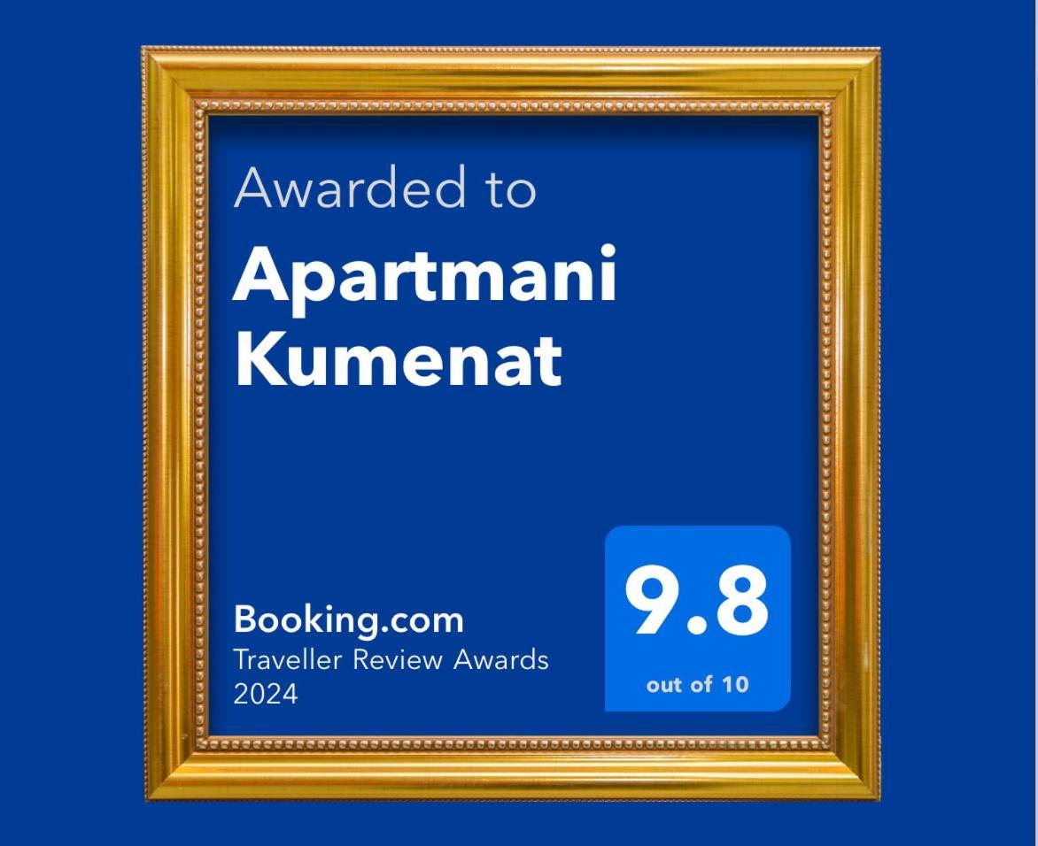 Apartmani Kumenat Biograd Na Moru Exteriör bild